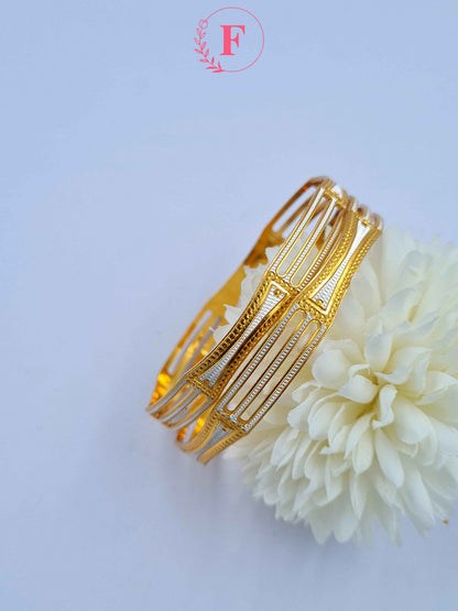 Designer Premium Quality Gold Plated Fancy Bangle